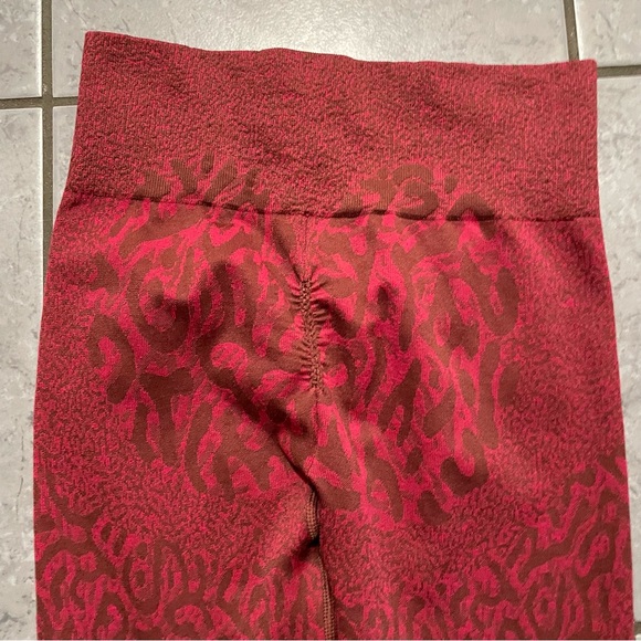Gymshark Womens Adapt Animal Seamless Leggings Red Reef/Cherry Brown | Sz Small - Picture 8 of 16